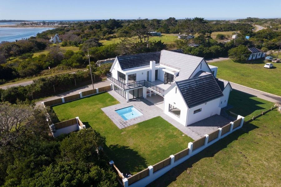 4 Bedroom Property for Sale in Kromme River Estate Eastern Cape